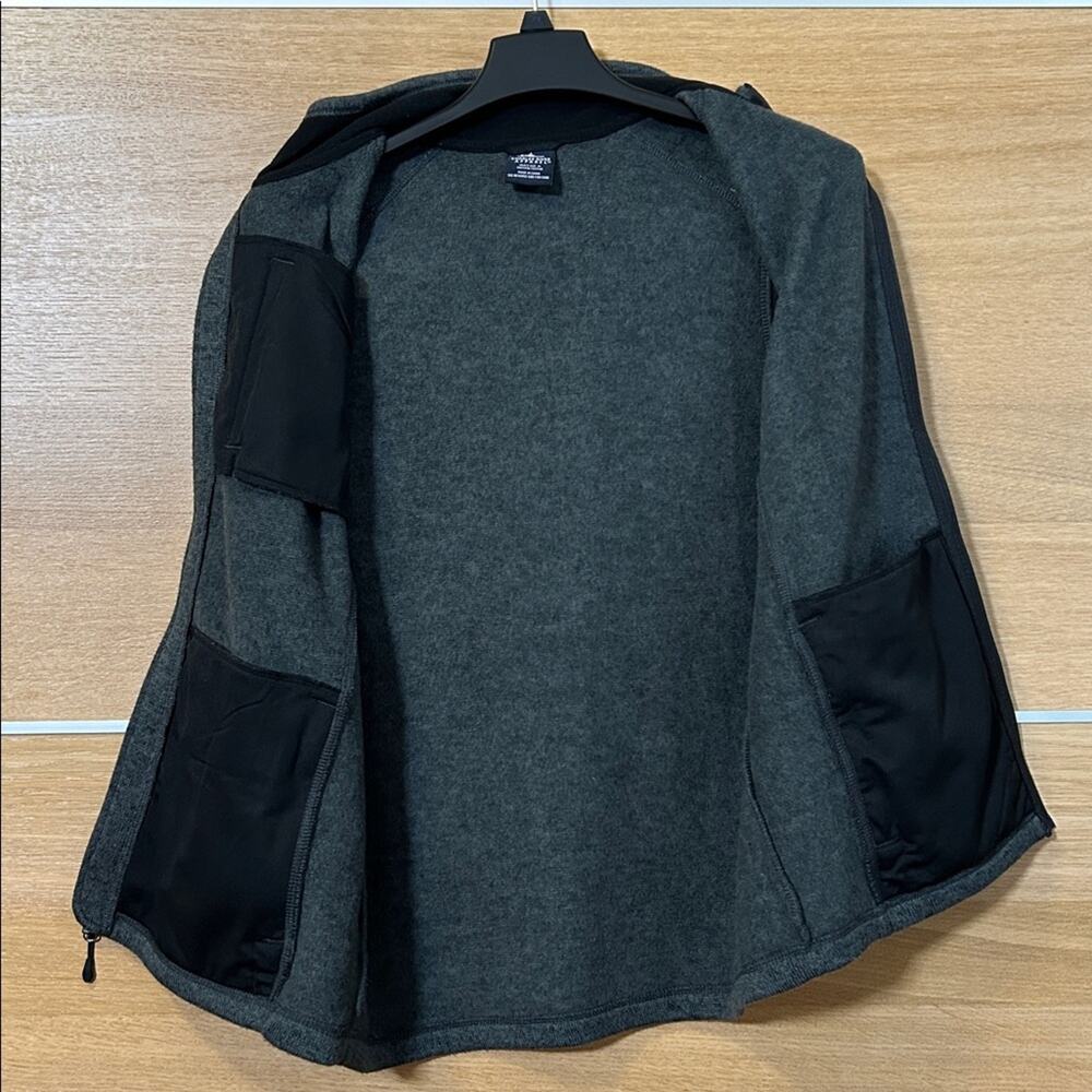 Charles River Apparel Men's Sz M Dark Gray fleece Vest zip pockets - Picture 4 of 4
